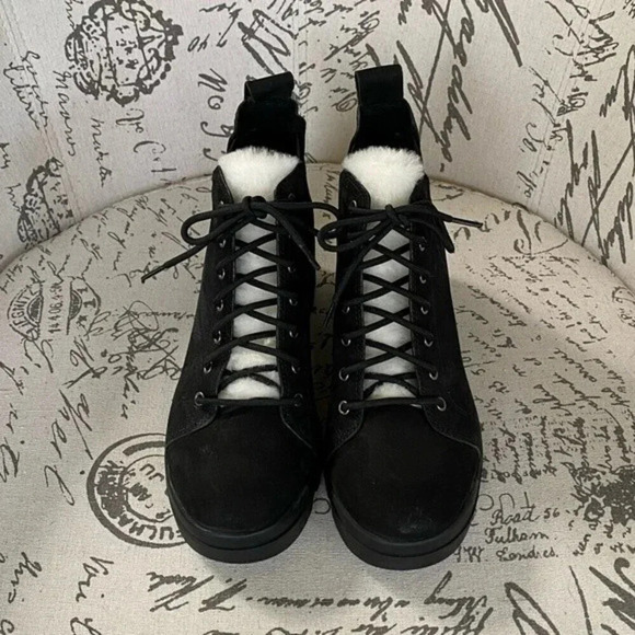 NEW, Eileen Fisher, Calm, Suede Shearling Booties - Picture 5 of 13